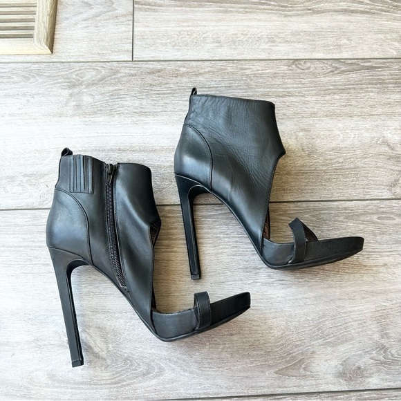 Jeffrey Campbell Sine Leather Bootie - Picture 7 of 13